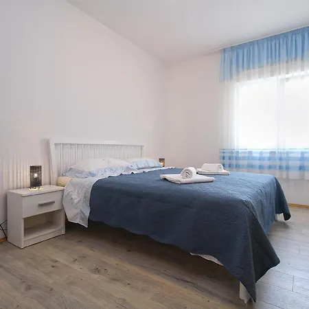 Fuer 2 Personen Ca 45 Qm In Pula, Istrien Istrische Riviera Apartament
