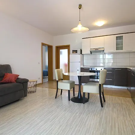 Fuer 2 Personen Ca 45 Qm In Pula, Istrien Istrische Riviera Pula